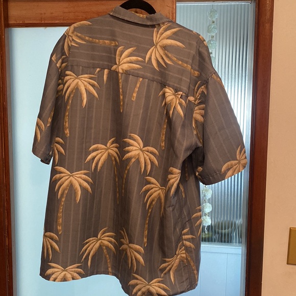 Bamboo Cay Hawaiian button down shirt - Picture 2 of 3